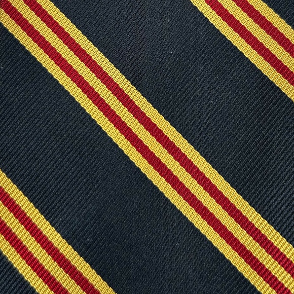Chipp Men's Narrow Black Red Gold Striped Silk Repp Tie Necktie - Picture 3 of 7